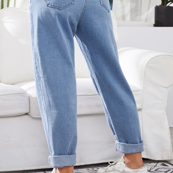 High Rise "Mom" Jeans - Picture 7 of 7